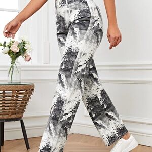 Lulu-B Monochrome Abstract Wide Leg Pants